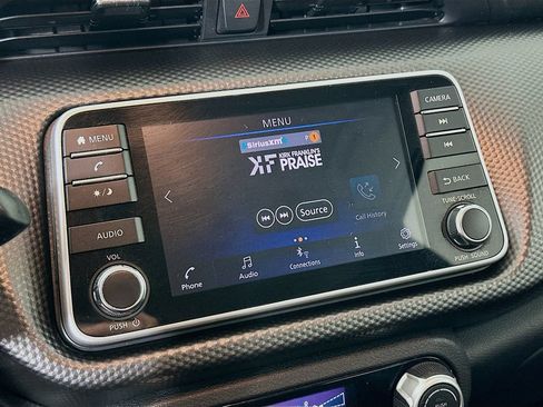 Used 2019 Nissan Kicks SV FWD image 20