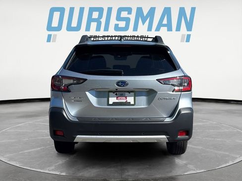 Certified 2025 Subaru Outback Limited AWD/4WD image 5