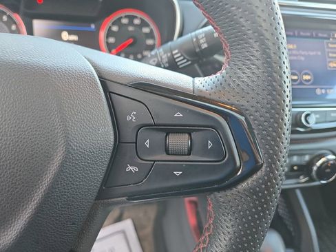 Used 2023 Chevrolet TrailBlazer RS w/ Sun and Liftgate Package image 19