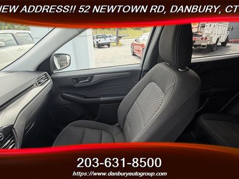 Used 2024 Ford Escape Active AWD/4WD image 14