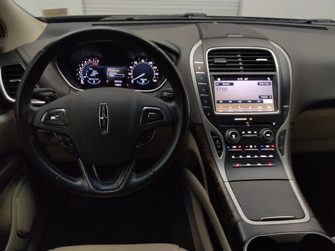 Used 2016 Lincoln MKX Select w/ Select Plus Package image 22