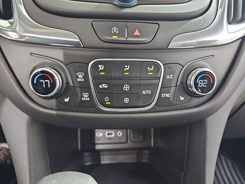 Certified 2023 Chevrolet Equinox LT image 28