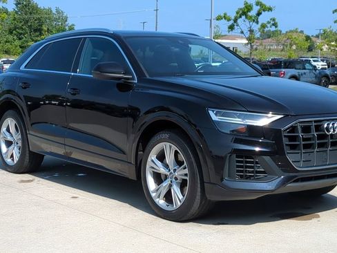 Used 2019 Audi Q8 Premium Plus w/ Premium Plus image 9