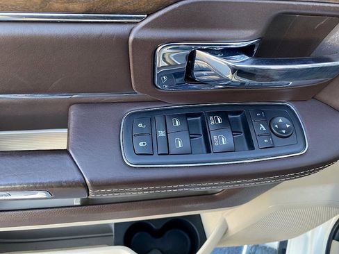 Used 2017 RAM 1500 Laramie Longhorn image 2