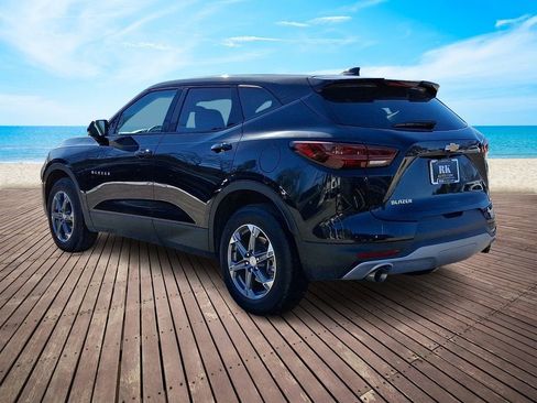 Certified 2025 Chevrolet Blazer LT FWD image 4