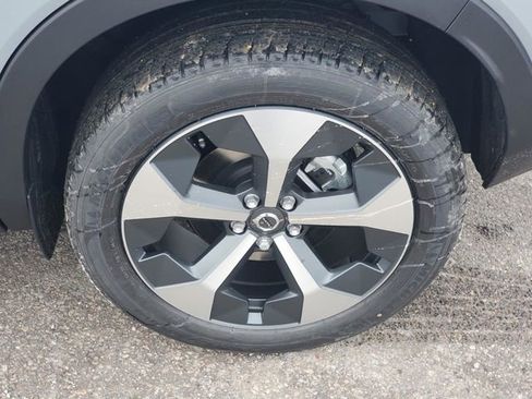 New 2026 Volvo XC40 B5 Plus w/ Protection Package Premier image 7