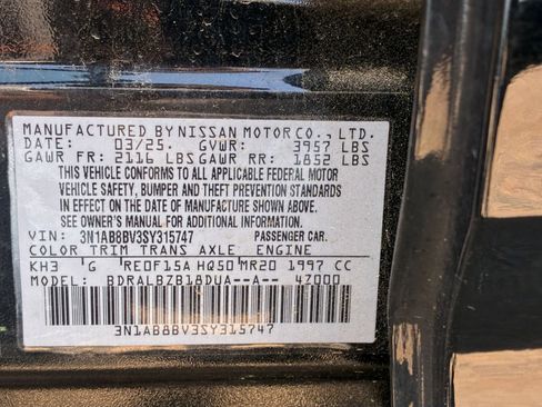 Used 2025 Nissan Sentra S FWD image 27
