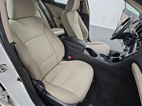 Used 2013 Kia Optima LX image 23