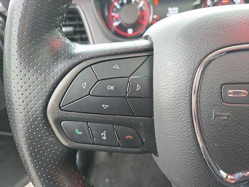 Used 2022 Dodge Challenger R/T w/ Driver Convenience Group image 23