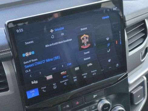 Used 2024 Ford Expedition XLT RWD image 13
