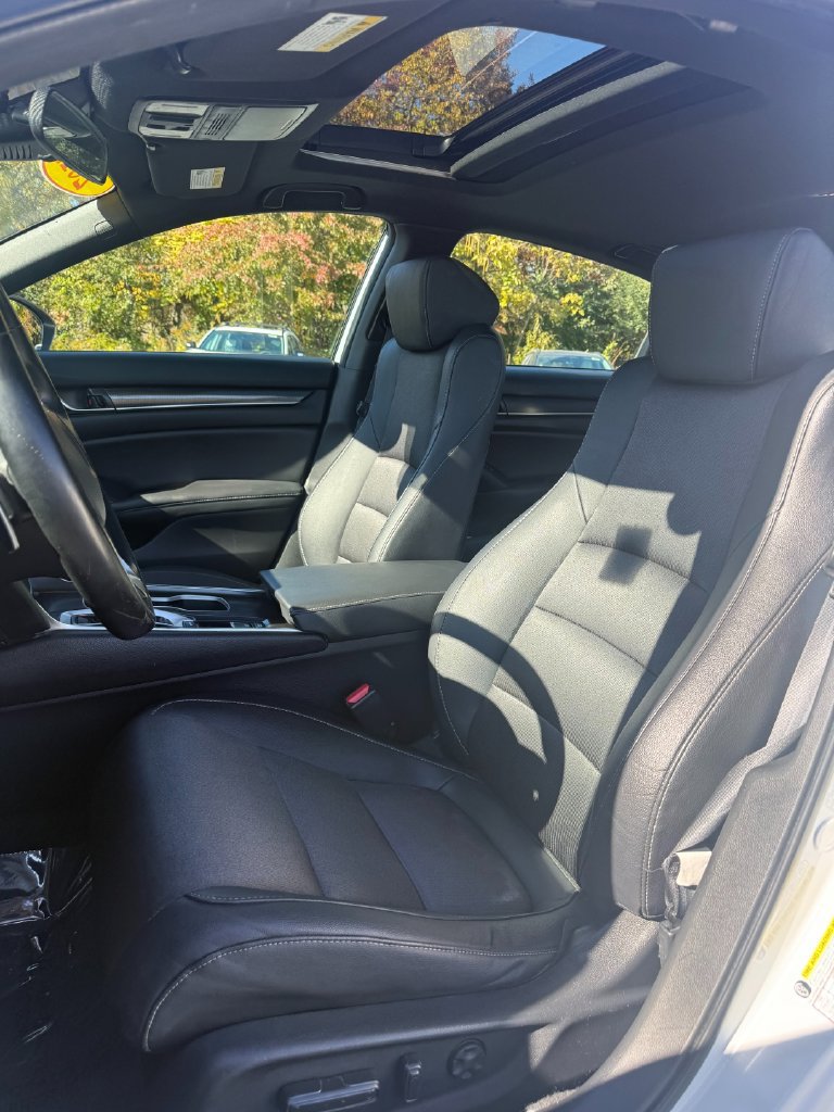 Used 2019 Honda Accord Sport image 26