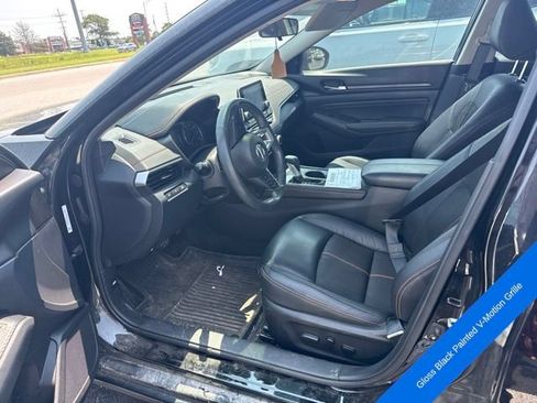 Used 2022 Nissan Altima 2.5 SR w/ Midnight Edition Package AWD/4WD image 13