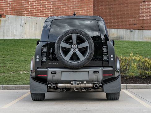 Used 2024 Land Rover Defender 110 Carpathian Edition AWD/4WD image 29