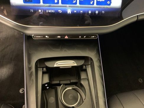 Used 2025 Mercedes-Benz E 450 4MATIC All-Terrain Wagon image 25