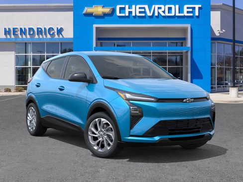 New 2027 Chevrolet Bolt LT image 9