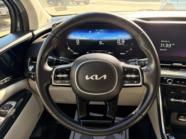 Used 2024 Kia Carnival SX Prestige FWD image 16