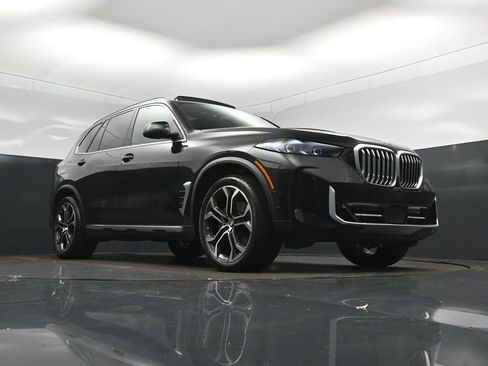 Used 2026 BMW X5 sDrive40i RWD image 44