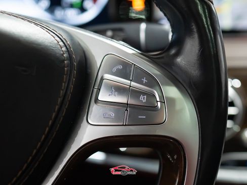 Used 2015 Mercedes-Benz S 550 4MATIC Sedan image 25