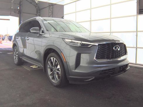 Used 2023 INFINITI QX60 Luxe w/ Cargo Package AWD/4WD image 4