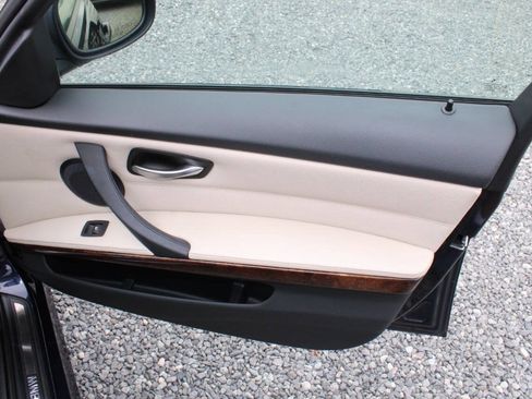 Used 2010 BMW 328i Sedan w/ Premium Pkg RWD image 20