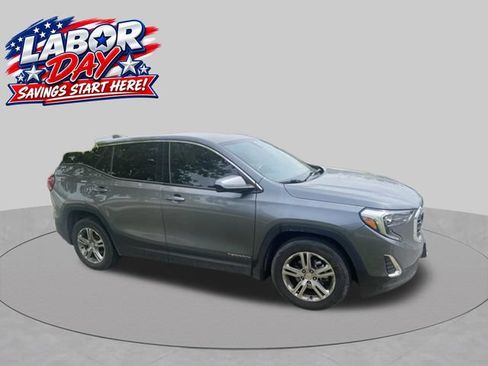 Used 2018 GMC Terrain SLE FWD image 1