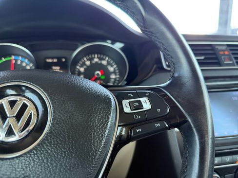 Used 2016 Volkswagen Jetta SEL Premium FWD image 16