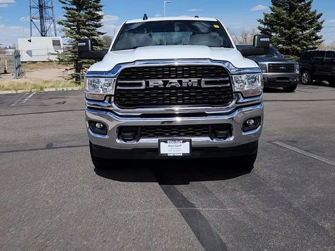 Used 2024 RAM 2500 Big Horn AWD/4WD image 4