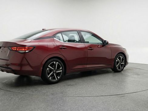 Used 2025 Nissan Sentra SV FWD image 9