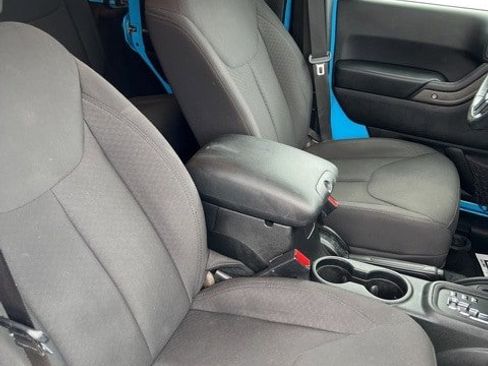 Certified 2017 Jeep Wrangler Unlimited Sport w/ Quick Order Package 24S image 15