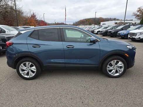 Certified 2024 Buick Encore GX Preferred w/ Comfort Package image 6