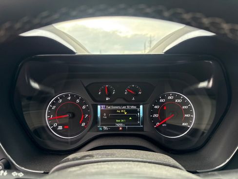 Used 2018 Chevrolet Camaro LT image 15