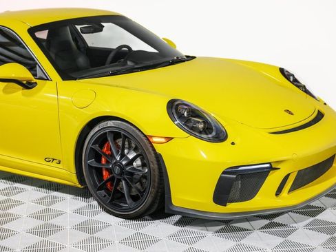 Used 2018 Porsche 911 GT3 w/ Sport Chrono Package image 5