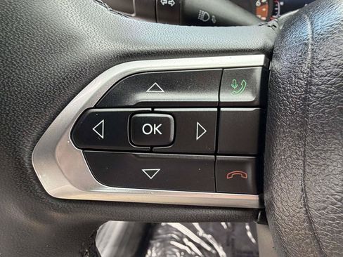 Used 2023 Jeep Compass Limited AWD/4WD image 14