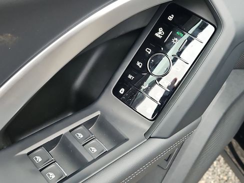 New 2025 Audi Q5 Premium Plus AWD/4WD image 21