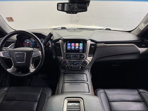 Used 2018 GMC Yukon XL Denali image 20