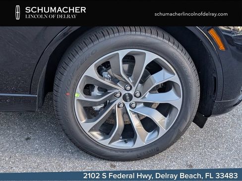 New 2026 Lincoln Aviator 2WD w/ Jet Appearance Package image 9