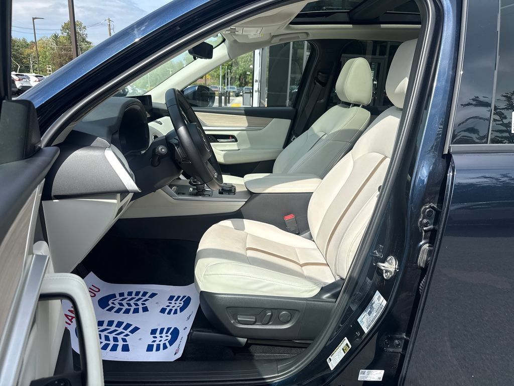 Used 2025 MAZDA CX-90 Plug-In Hybrid w/ Premium Plus AWD/4WD image 22
