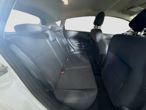 Used 2018 Ford Fiesta SE image 26