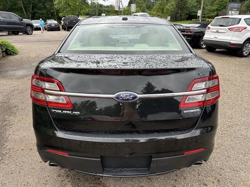 Used 2013 Ford Taurus SE image 5