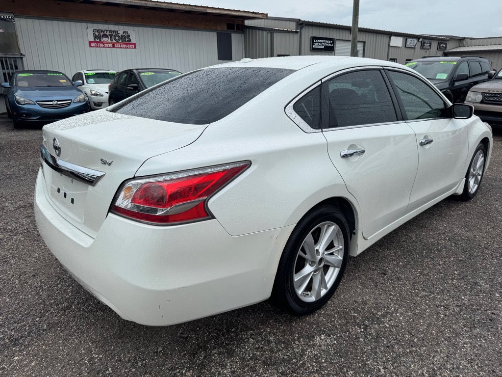 Used 2015 Nissan Altima 2.5 SV FWD image 5