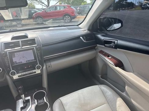 Used 2012 Toyota Camry XLE FWD image 18