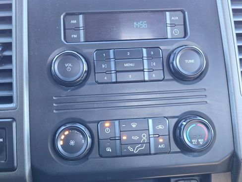 Used 2019 Ford F350 XL w/ Power Equipment Group image 9