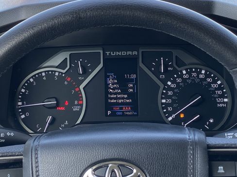 Used 2023 Toyota Tundra SR5 w/ TRD Off-Road Package image 20