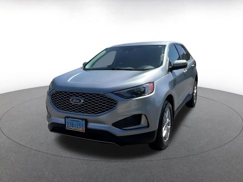 Used 2024 Ford Edge SEL image 7