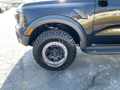 New 2025 Ford Ranger Raptor image 17