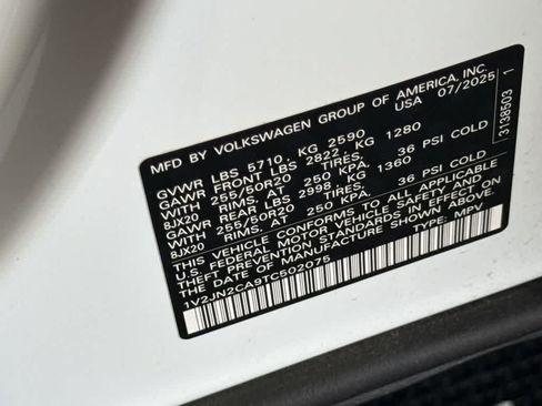 Used 2026 Volkswagen Atlas SE FWD image 29