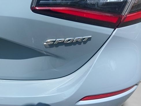 Used 2024 Honda Civic Sport image 11