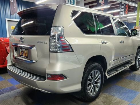 Used 2016 Lexus GX 460 Luxury image 3