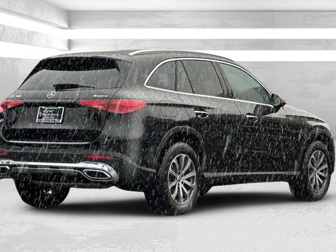 Certified 2025 Mercedes-Benz GLC 300 4MATIC image 4