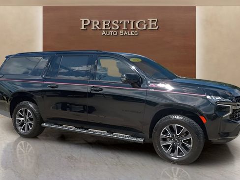 Used 2021 Chevrolet Suburban Z71 w/ Luxury Package AWD/4WD image 27